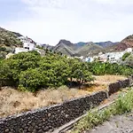 Casa Yeyo, Lomo Bermejo