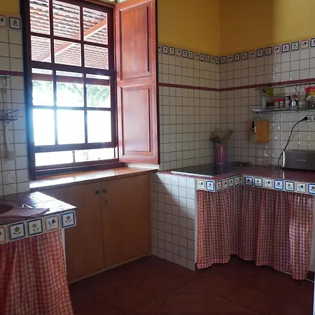 Casa Yeyo, Lomo Bermejo *