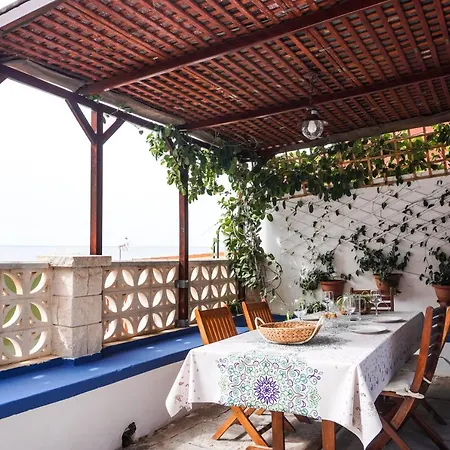 Casa Yeyo, Lomo Bermejo