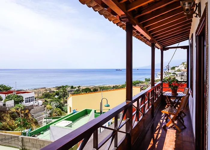 Casa Yeyo, Lomo Bermejo * Santa Cruz de Tenerife