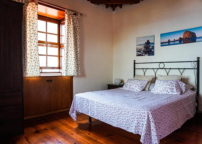 Casa Yeyo, Lomo Bermejo